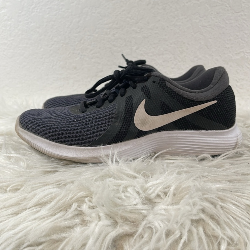 NIKE Wmns Revolution 4 'Anthracite' Size 8.5 - Picture 6 of 10